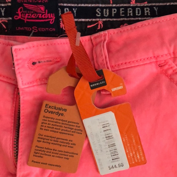 Brand new Superdry shorts in small - Picture 2 of 2
